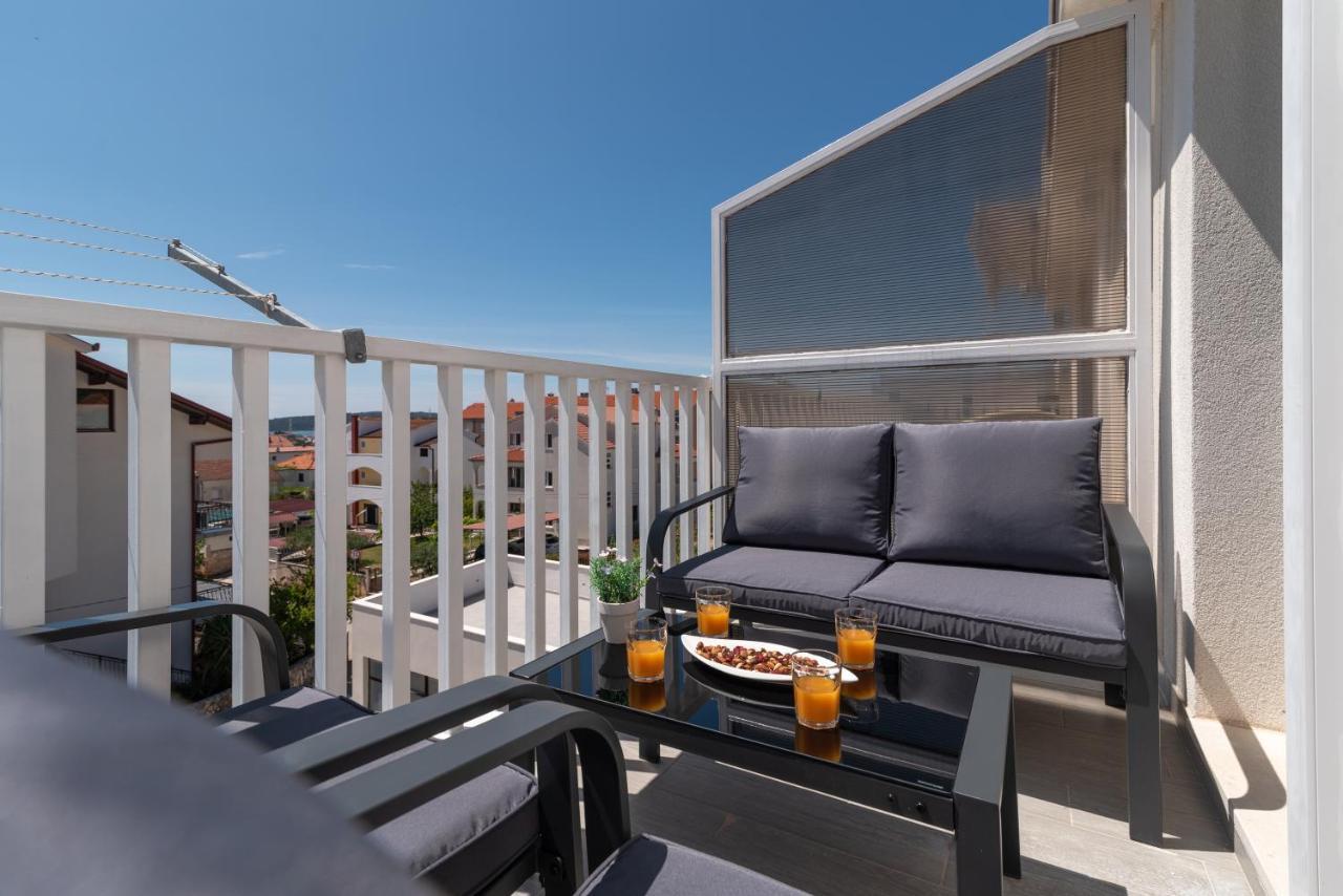 Apartmani Ville Vengo Trogir Exterior foto